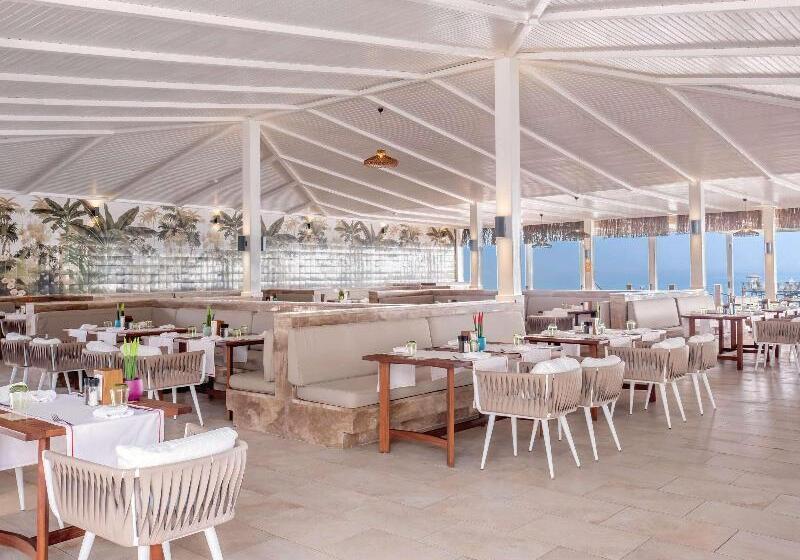 هتل Rixos Sungate, The Land of Legends Access