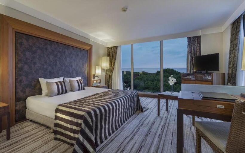 هتل Rixos Sungate, The Land of Legends Access