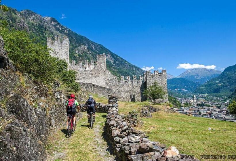 בית מלון כפרי Sassella