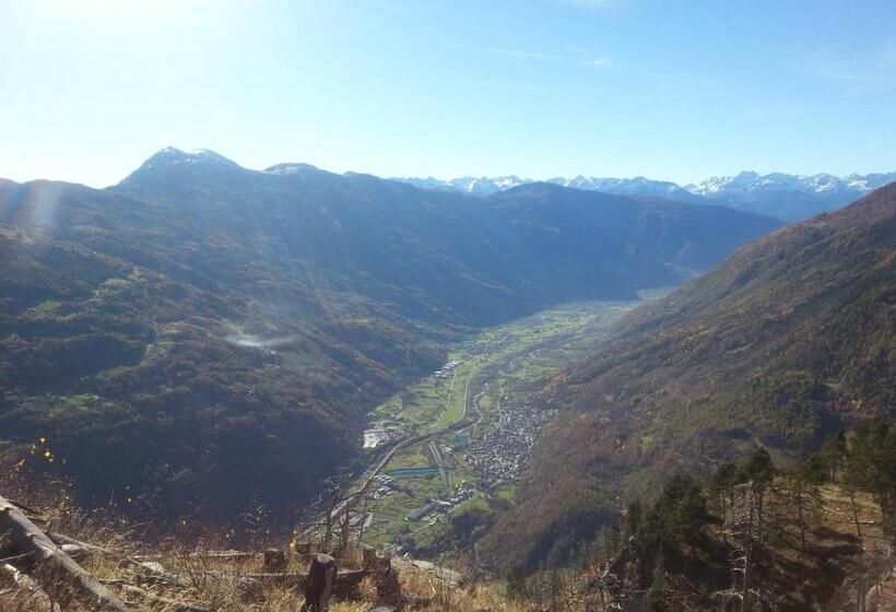 בית מלון כפרי Sassella