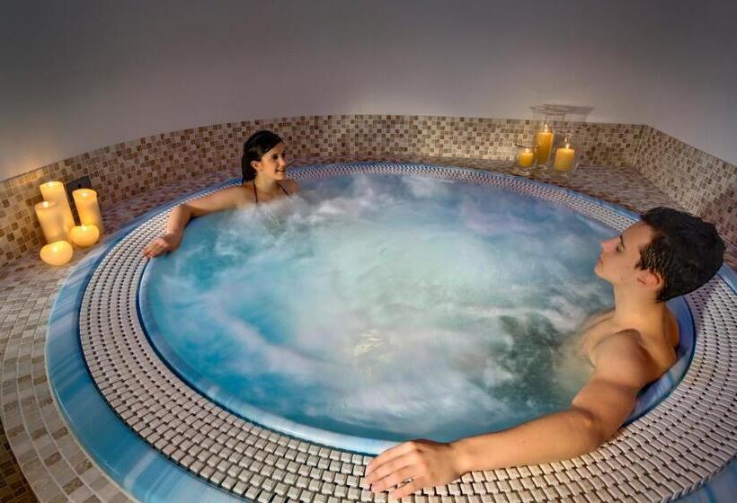 בית מלון כפרי Sassella