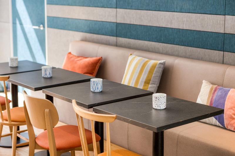 Appart City Confort Paris Clichy Mairie