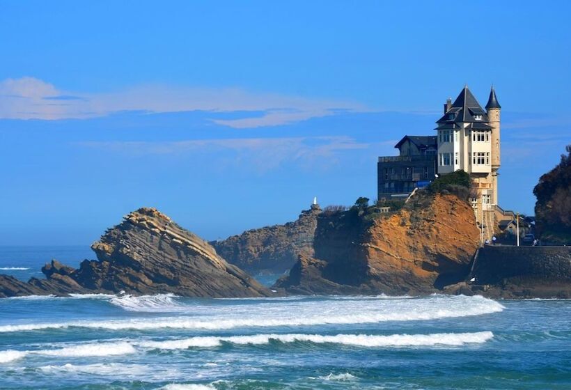 هتل Hôtel Kemaris