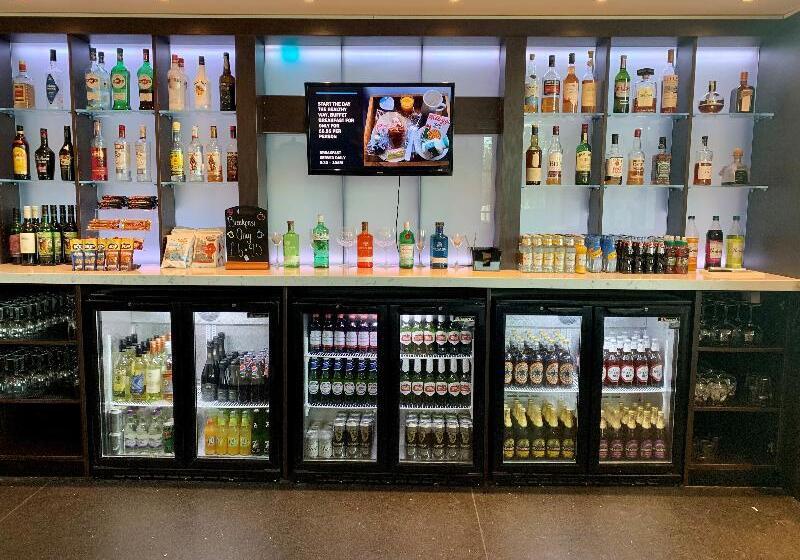 호텔 Days Inn Wetherby