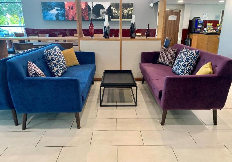 호텔 Days Inn Wetherby