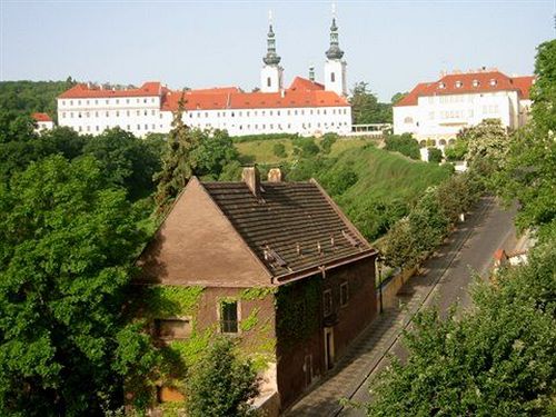 هتل Domus Henrici Boutique