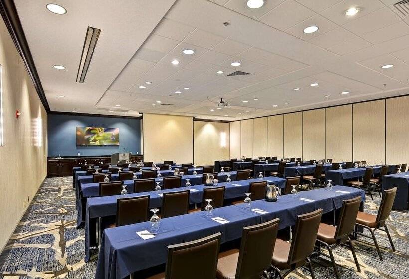 هتل Embassy Suites By Hilton Orlando Downtown