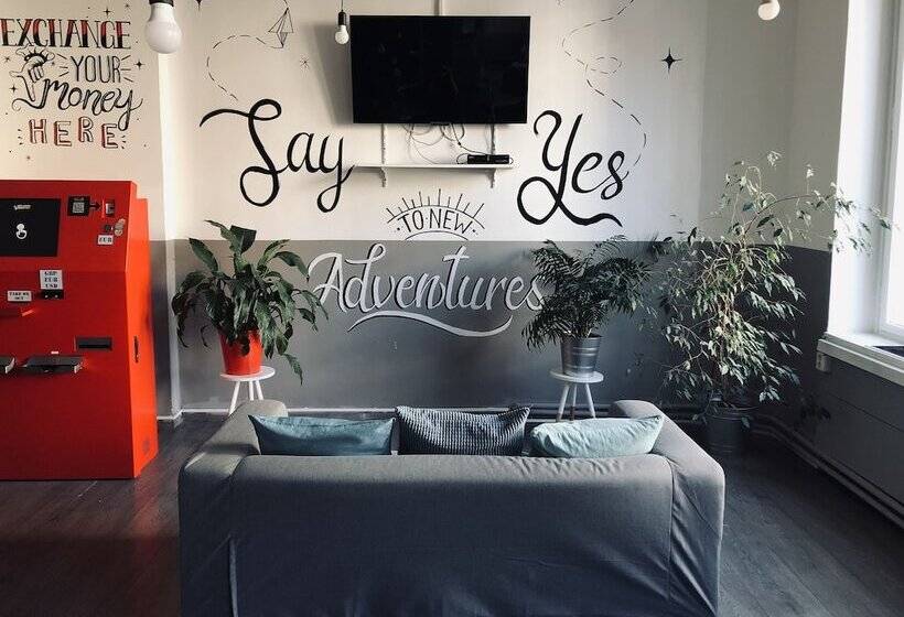 בית מלון כפרי Hostel Downtown