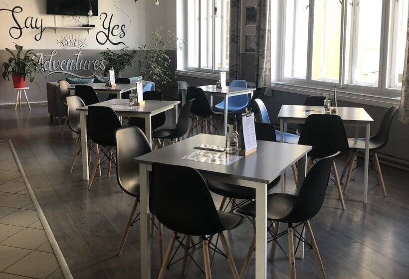 בית מלון כפרי Hostel Downtown