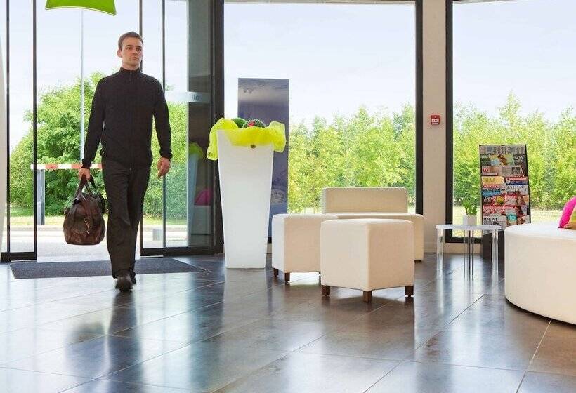 هتل Ibis Styles Compiegne
