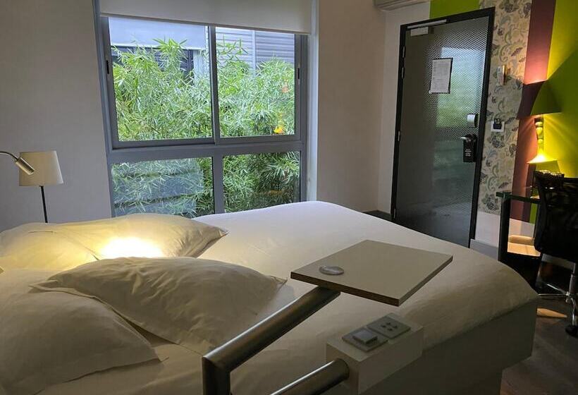 هتل Le Dormeur Du Val