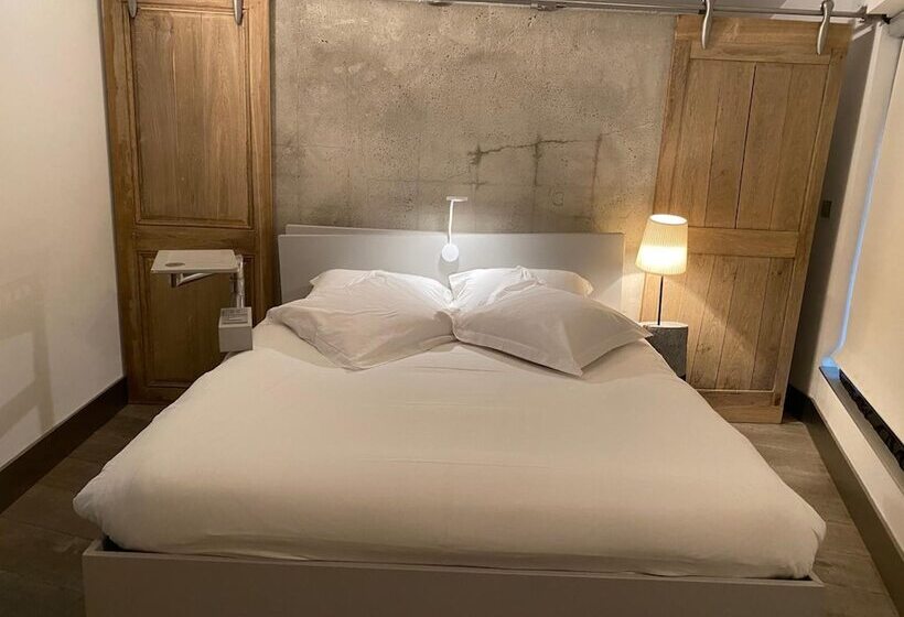 هتل Le Dormeur Du Val