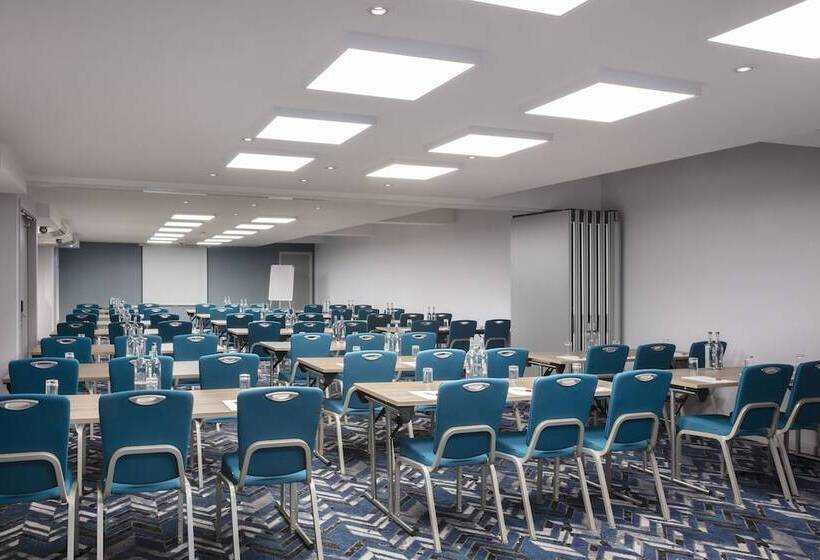 هتل Leonardo  London Heathrow Airport