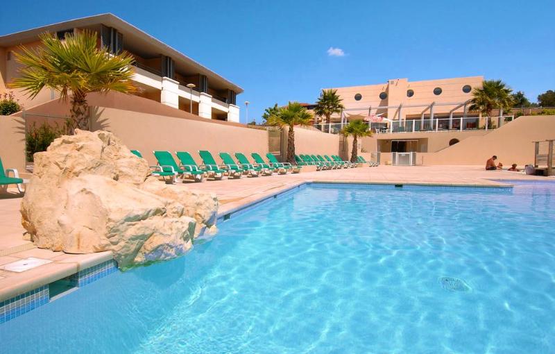 فندق Les Parasols D Argens