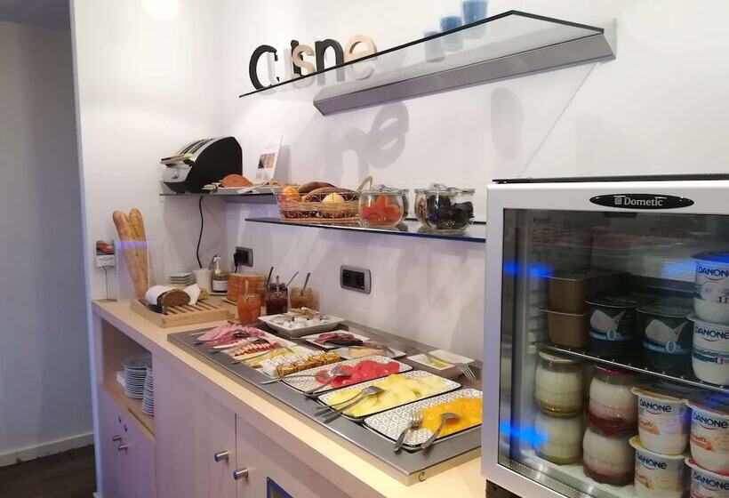 ホテル Mercure Vittel