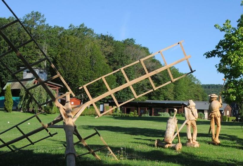 ホテル Mercure Vittel