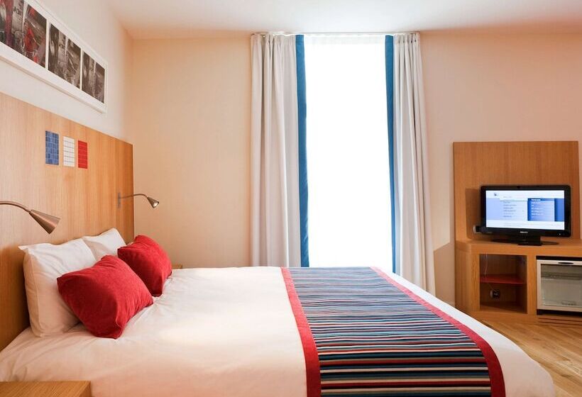 ホテル Mercure Vittel