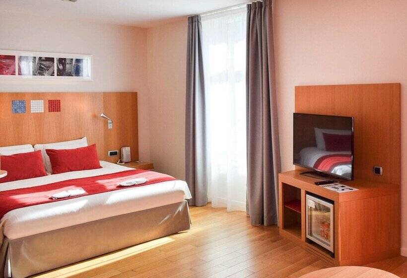 ホテル Mercure Vittel