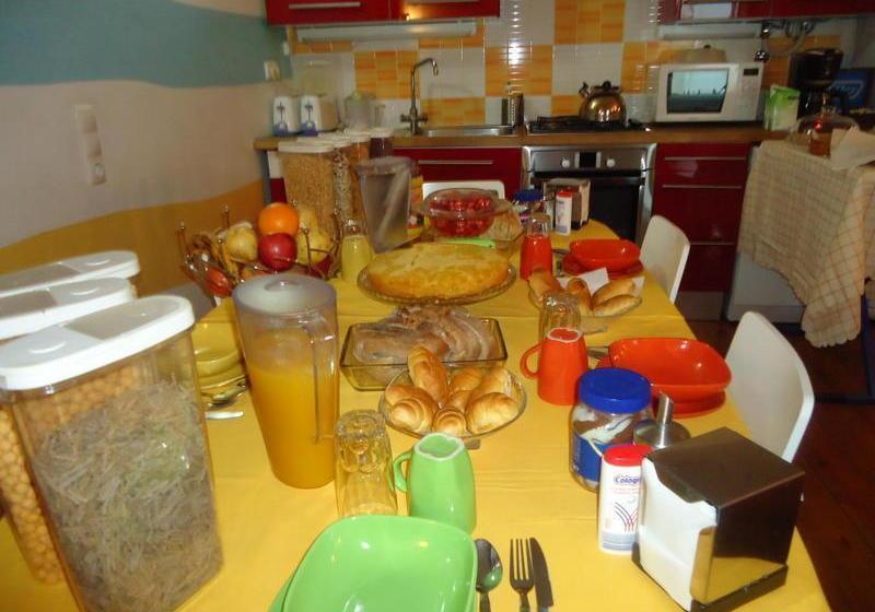 هتل Smile Hostel