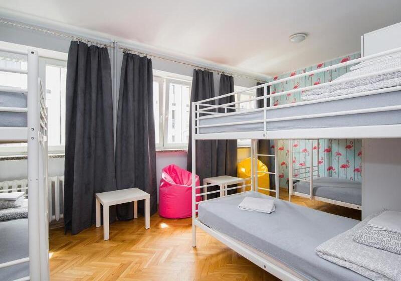 هتل Tatamka Hostel