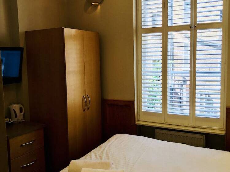 هتل The Excelsior