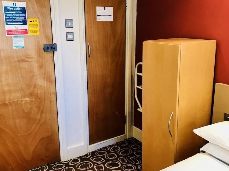 هتل The Excelsior