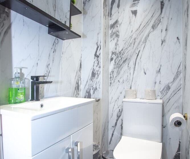 هتل The Rokxy Townhouse   Kings Cross