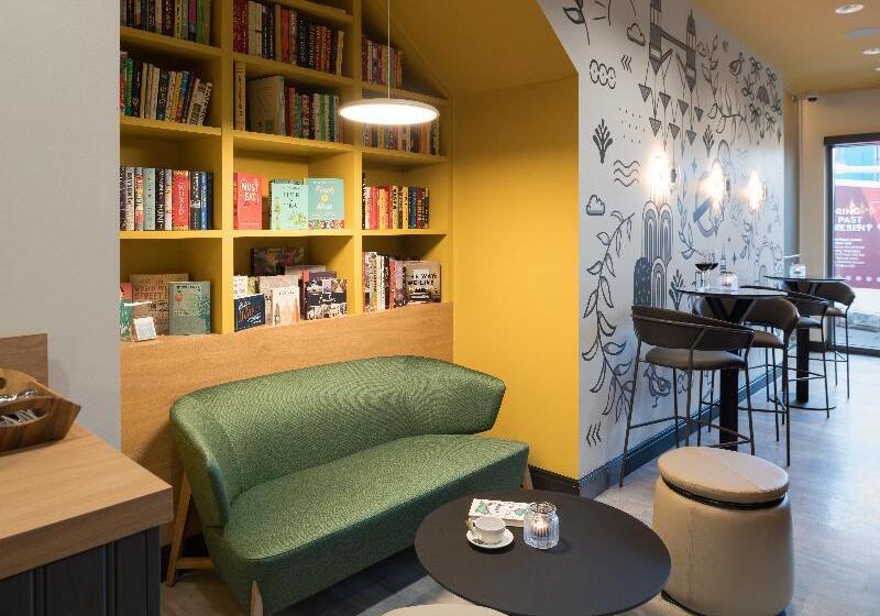 هتل The Wesley Euston