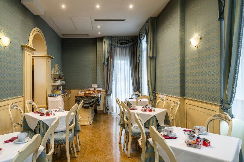 هتل Villa Delle Palme