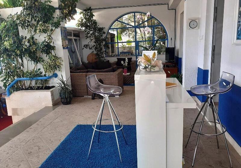 پانسیون Beachfront Apartmants Zanic