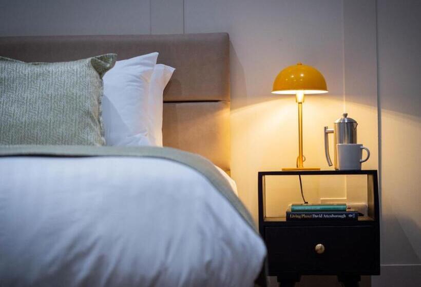 هتل The Gresham Apart