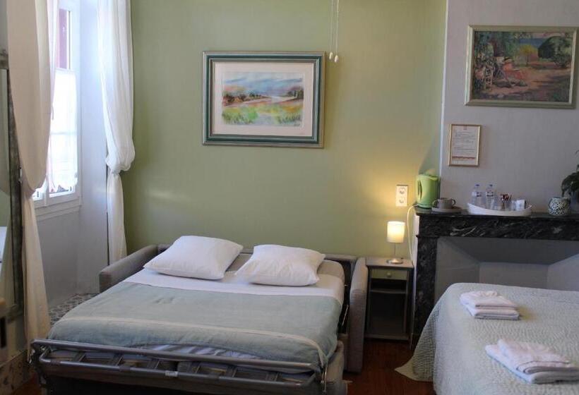 민박 Maison Prades Chambre D Hotes