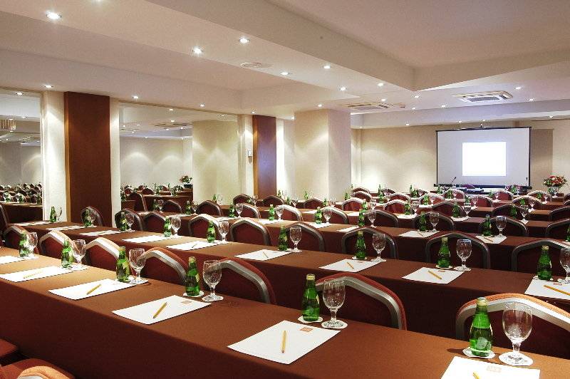 בית מלון כפרי Central