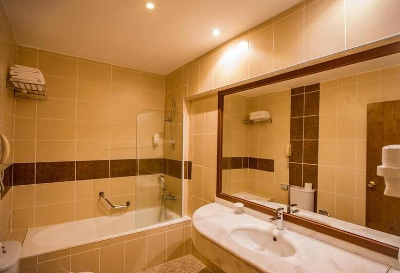 هتل Dedeman Palandoken Resort