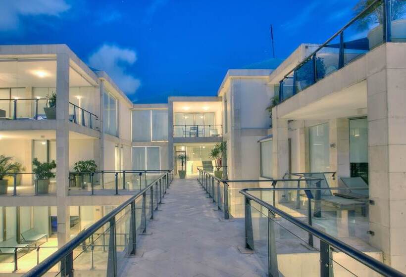 فندق Furamaxclusive Ocean Beach Seminyak Bali
