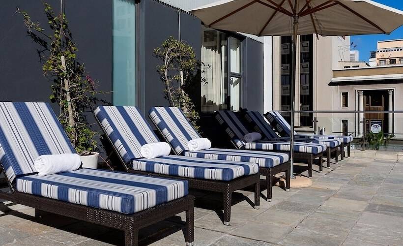 ホテル Cresta Grande Cape Town