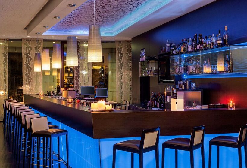 ホテル NH Collection Dresden Altmarkt