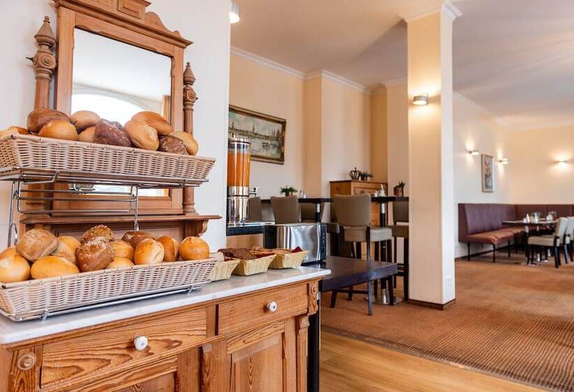 酒店 Novum Kronprinz Hamburg Hauptbahnhof