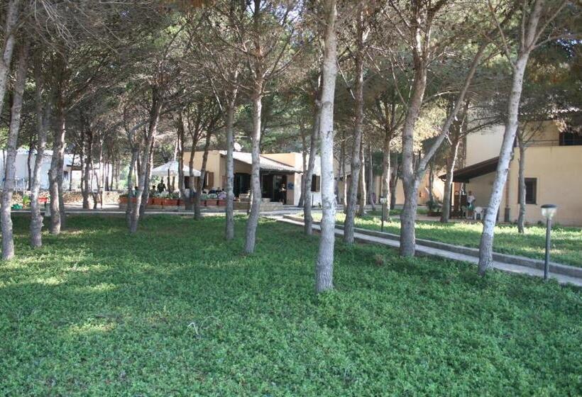 هتل Residence Punta Longa