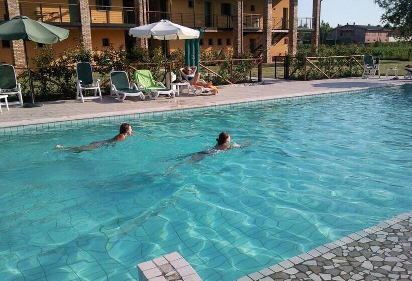 교외 호텔 Il Milione Country