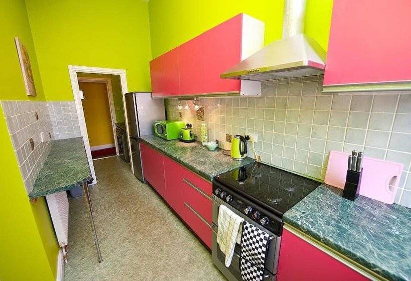 בית מלון כפרי Scarborough Travel And Holiday Lodge