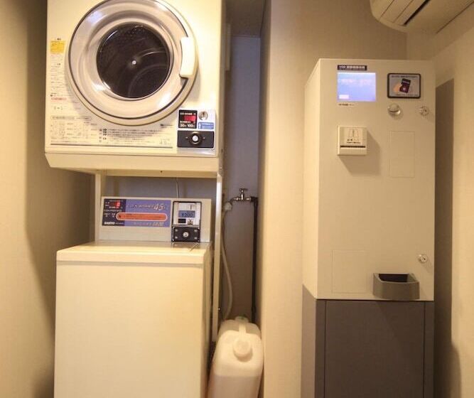 호텔 Sotetsu Fresa Inn Shimbashi Karasumoriguchi