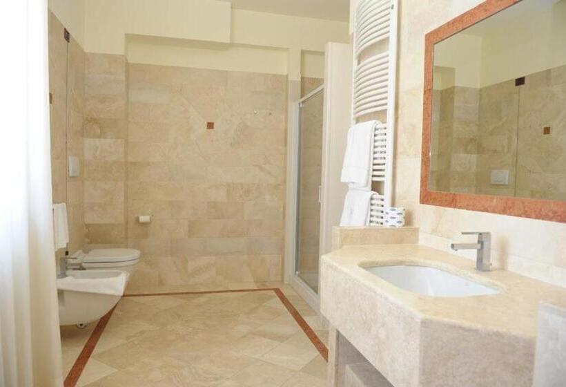 בית מלון כפרי Svevo