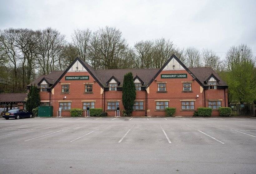 ホテル The Fernhurst By Greene King Inns