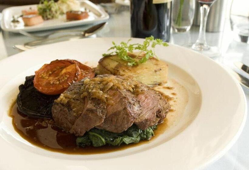 فندق The Lodge On Loch Lomond