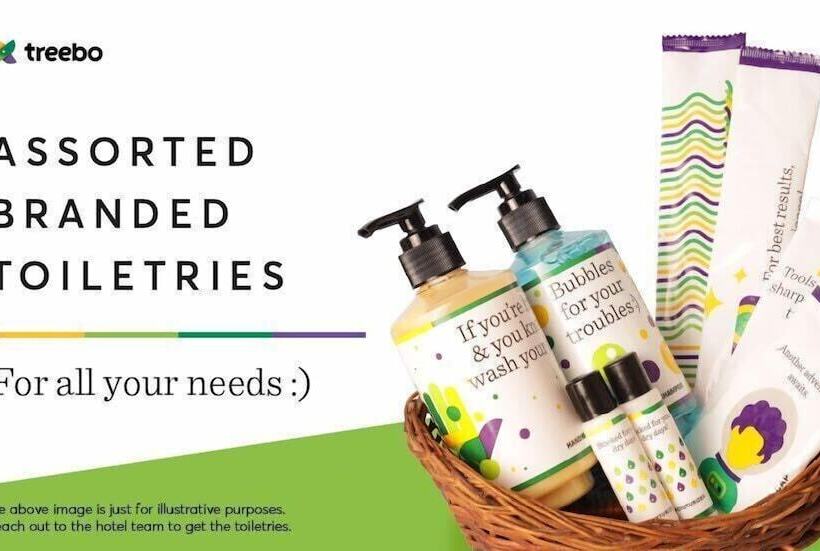 ホテル Treebo Rockwell Plaza