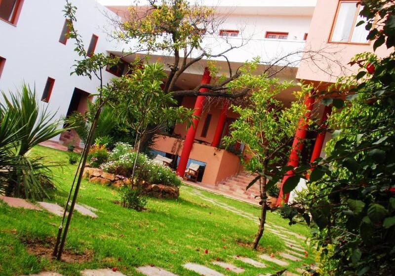 هتل Villa Antigua