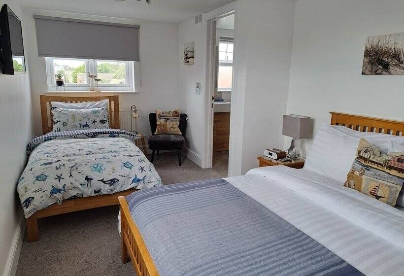 تختخواب و صبحانه Viva Guest House