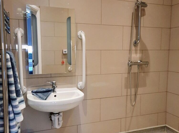 تختخواب و صبحانه Viva Guest House