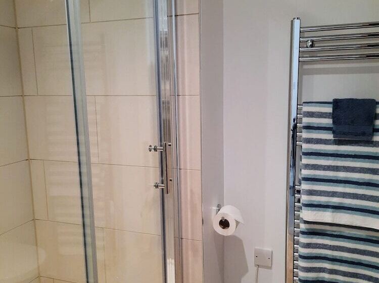 تختخواب و صبحانه Viva Guest House